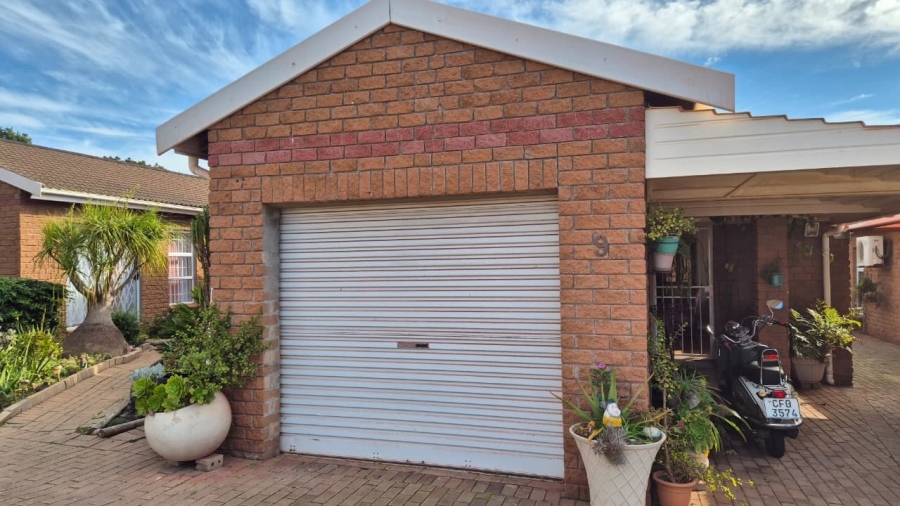 2 Bedroom Property for Sale in Vredenburg Western Cape
